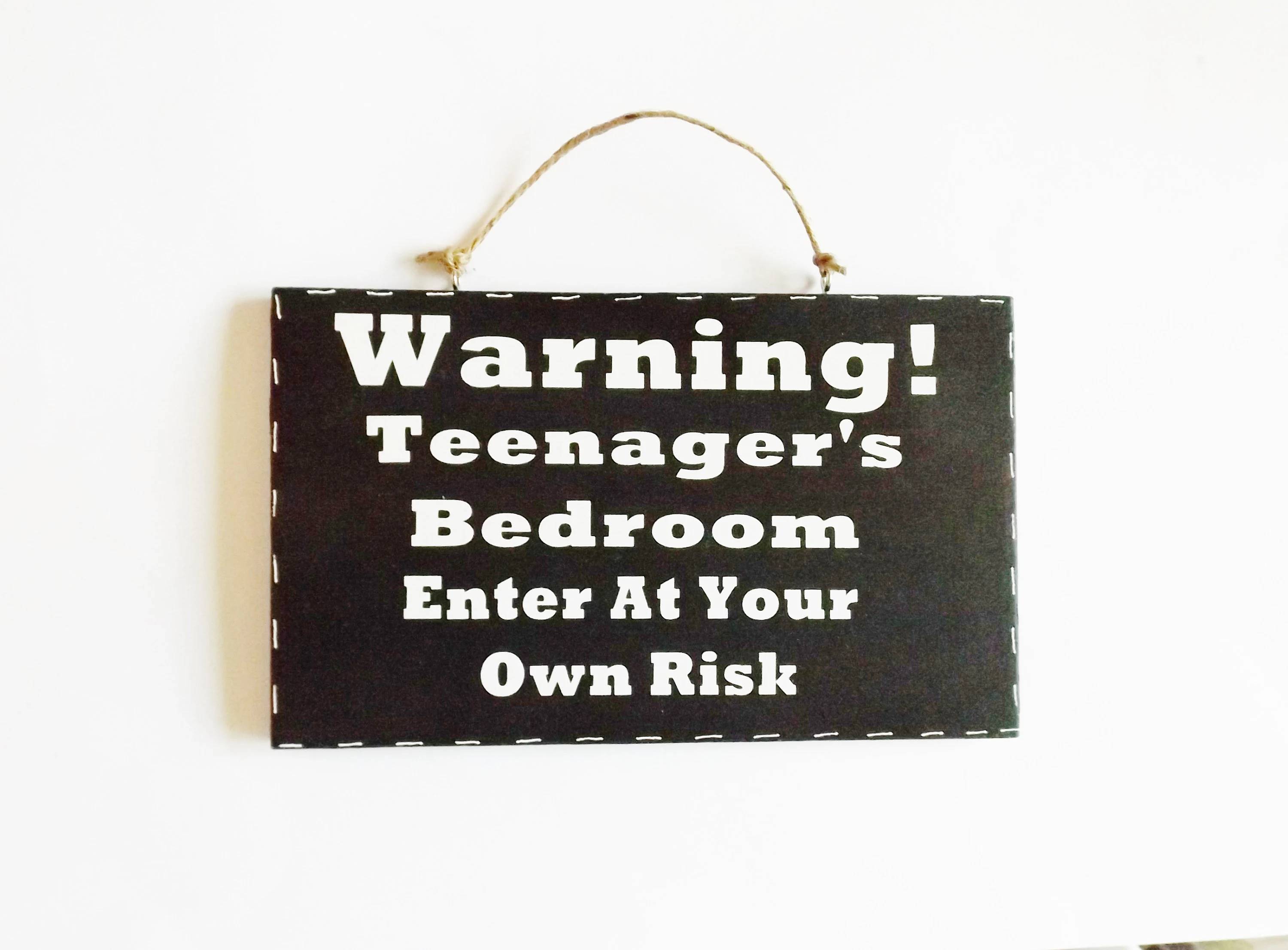 DIY Funny Bedroom Door Signs